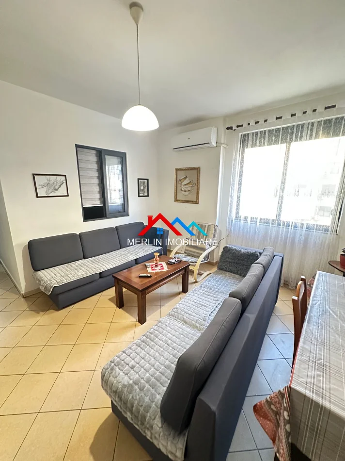 Tirane, shitet apartament 3+1+Ballkon Kati 5, 96 m² 160.000 € (RRUGA JOKLIN PERSI,YZBERISHT)