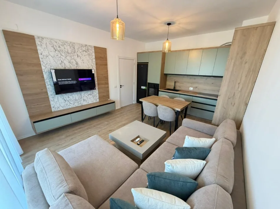 Tirane, jepet me qera apartament 2+1 ,