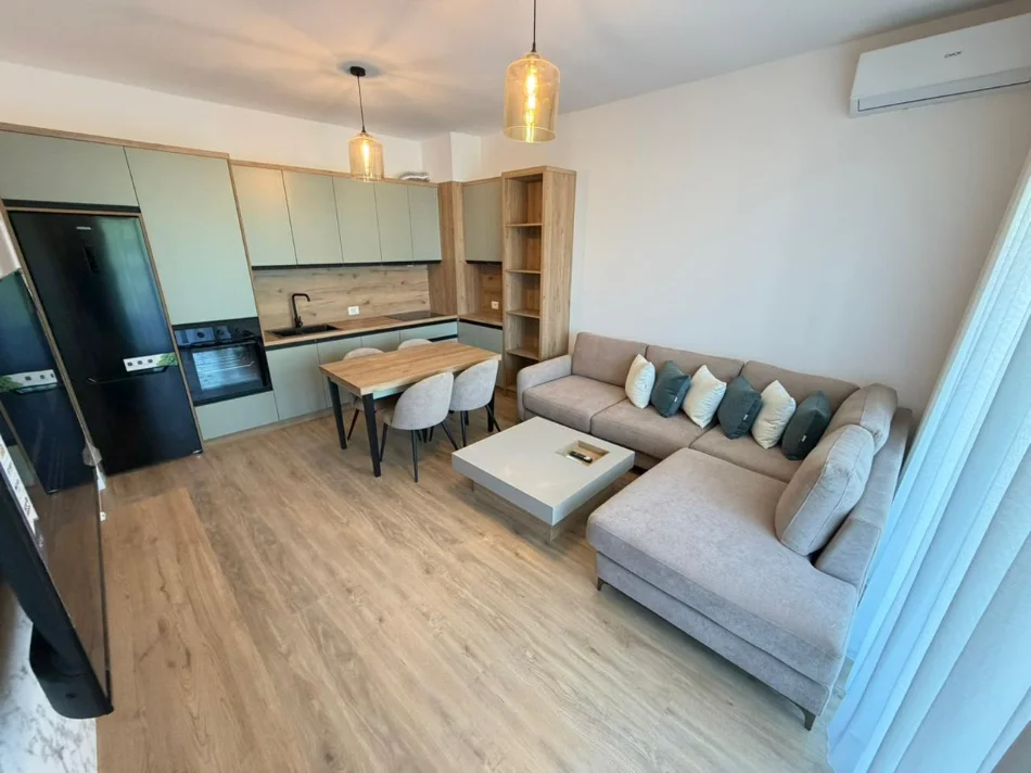 Tirane, jepet me qera apartament 2+1 ,