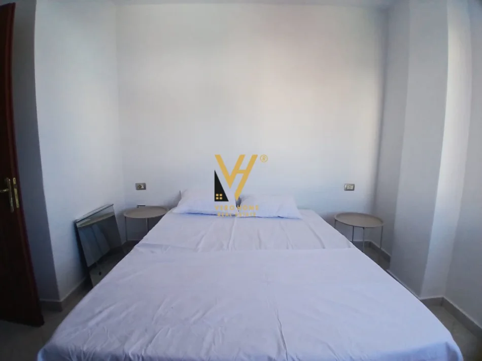 Tirane, jepet me qera apartament 2+1+Ballkon Kati 4, 85 m² 570 € (HARRY FULTZ)