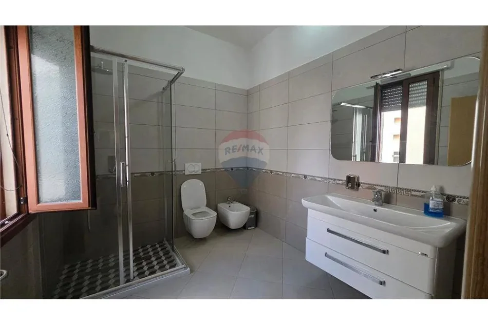 Vlore, shitet Vile 3 Katshe , 526 m² 999.000 € (Rruga Zaho Koka, Vlore)