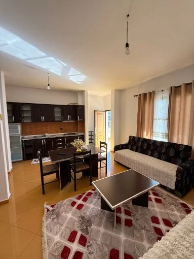 Tirane, jepet me qera apartament 1+1+Aneks+Ballkon Kati 3, 70 m² 450 € (ish fusha e aviacionit)