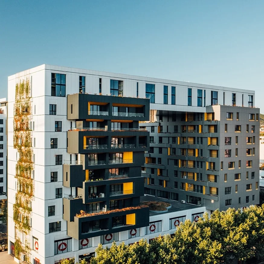 Tirane, shitet ambjent biznesi Kati 1, 419 m² 1.100.000 € (Square 21)