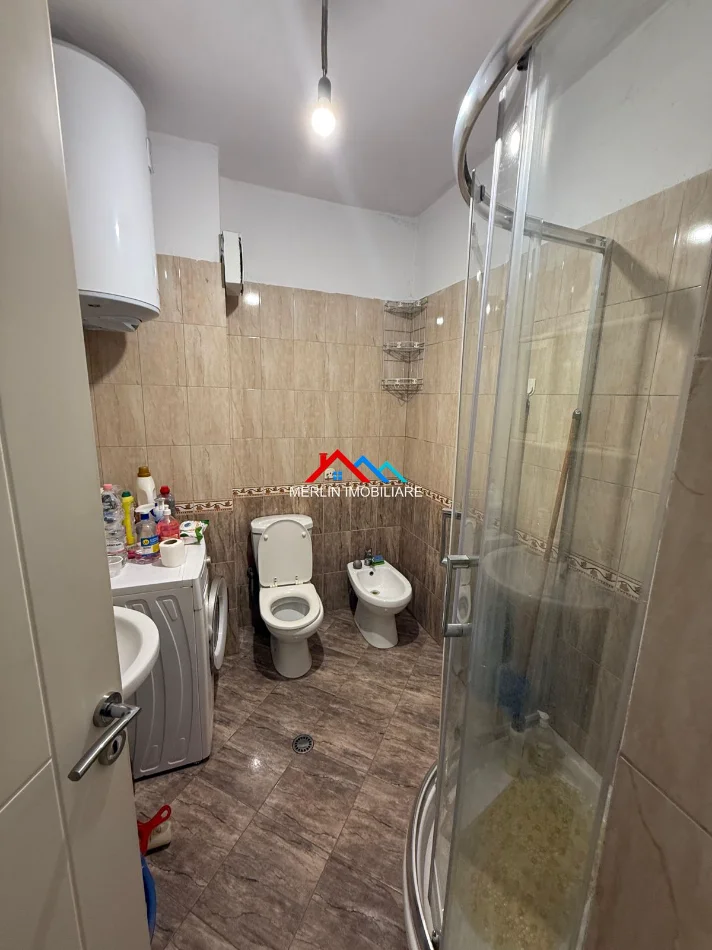 Tirane, jepet me qera apartament 1+1+Ballkon Kati 6, 67 m² 550 € (RRUGA DRITAN HOXHA,LAPRAKE)