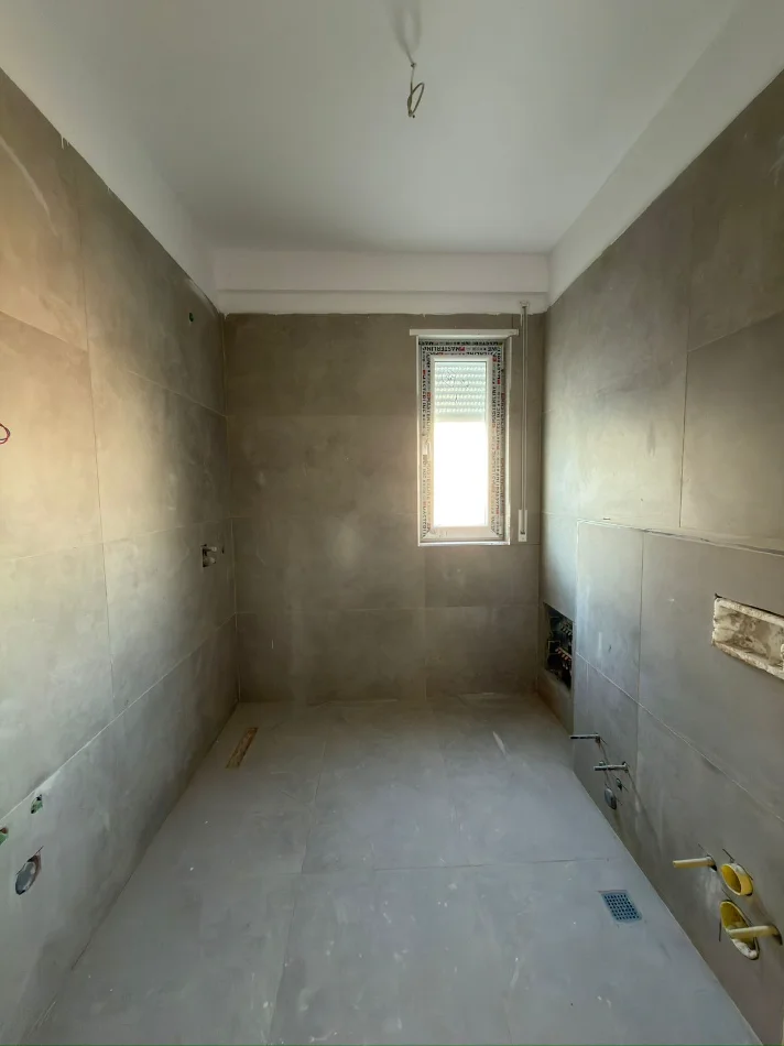 Tirane, shitet apartament 2+1 Kati 7, 111 m² 156.000 € (Paskuqan)