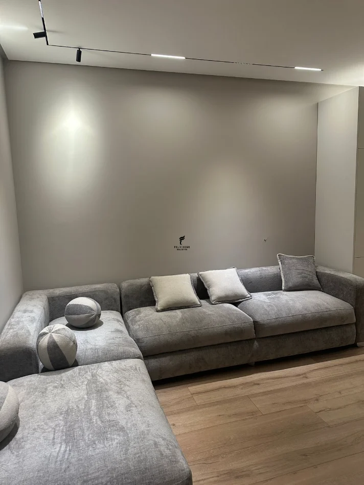 Tirane, shitet apartament 2+1 Kati 1, 90 m² 250.000 € (VASIL SHANTO)