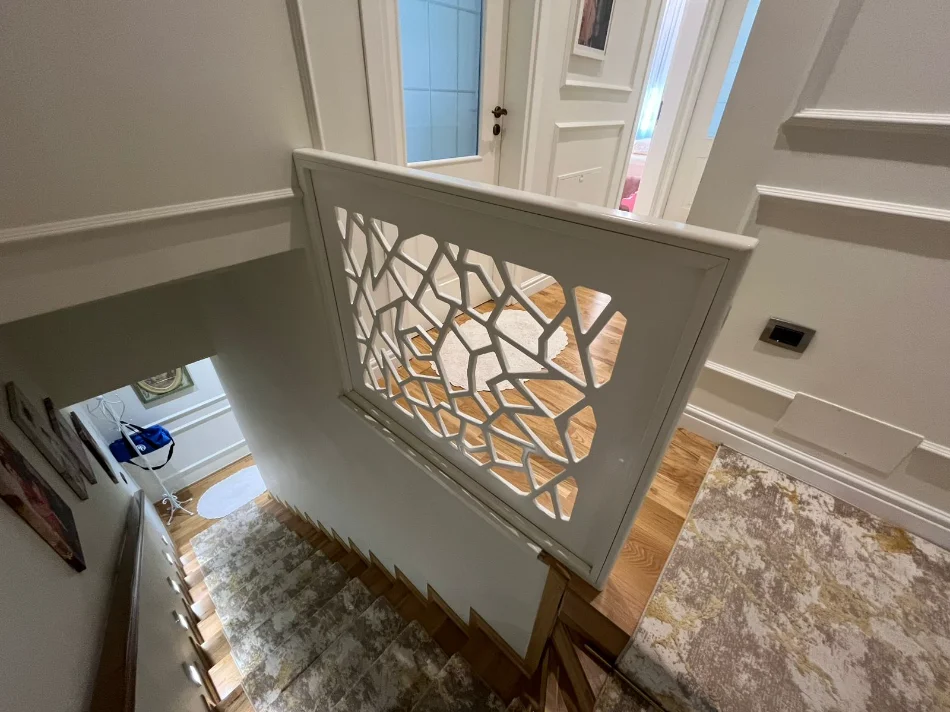 Tirane, shitet apartament duplex 3+1+Aneks+Ballkon Kati 2, 180 m² 330.000 €