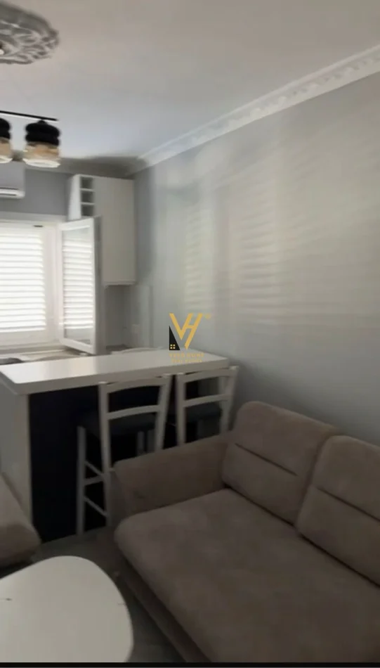 Tirane, shitet apartament 2+1+Ballkon Kati 3, 90 m² 220.000 € (RRUGA E BARRIKADAVE)