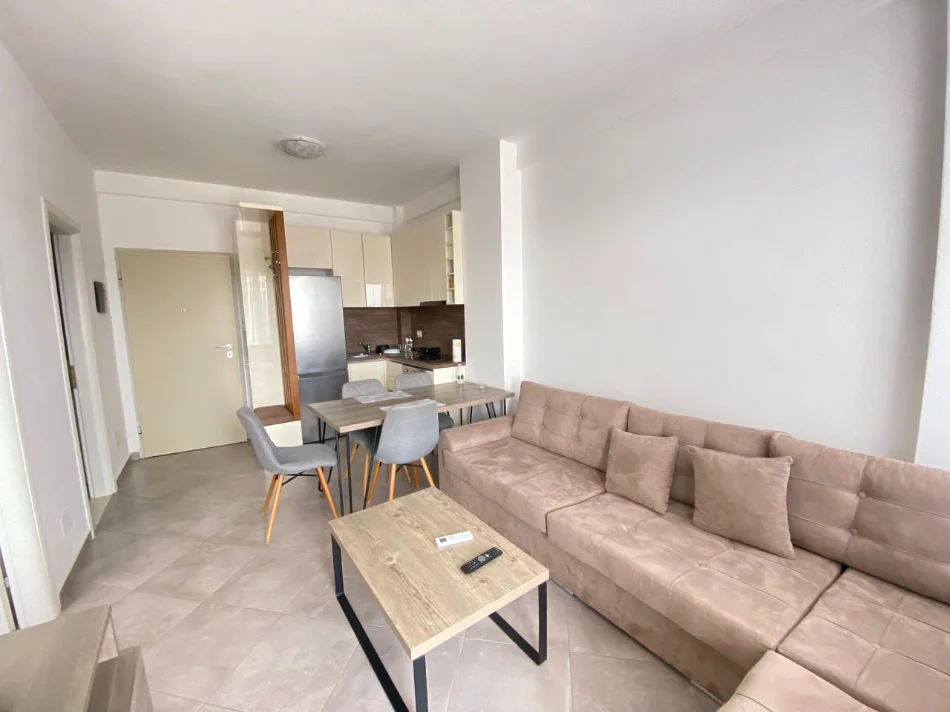 Durres, shitet apartament 1+1+Ballkon Kati 2, 54 m² 120.000 € (Gjiri i Lalzit)