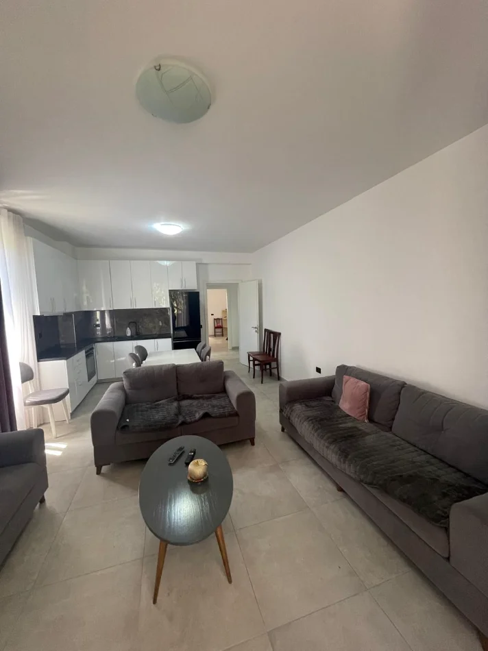 Tirane, shitet apartament 3+1 Kati 4, 115 m² 161.000 € 