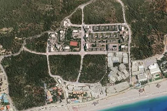 SHITET: 1+1📍Dhermi (SANTORINI -Square Village) | 🔥Pages me Keste🔥 - 180,000€ - 60m² - Vendodhje Premium ne zemer te Dhermiut, 200m Larg Detit🌊