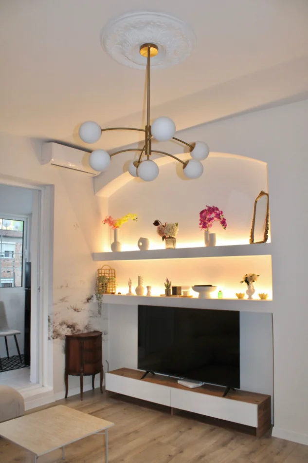 Tirane, shitet apartament 2+1+Ballkon Kati 3, 70 m² (Bllok)