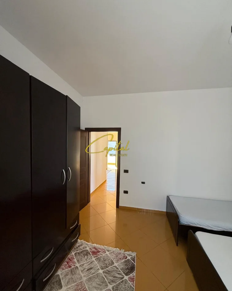 Tirane, jepet me qera apartament 1+1 Kati 3, 70 m² 450 € (21 DHJETORI)