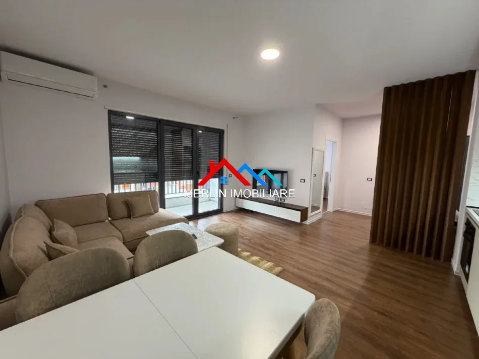Tirane, jepet me qera apartament 1+1+Ballkon , 70 m² 726 € (RRUGA FILIP JANO ,JORDAN MISJA)