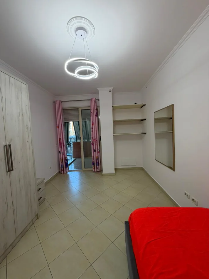 Tirane, shitet apartament 2+1+Ballkon , 113 m² 220.000 € (Don Bosko , Kisha Katolike)