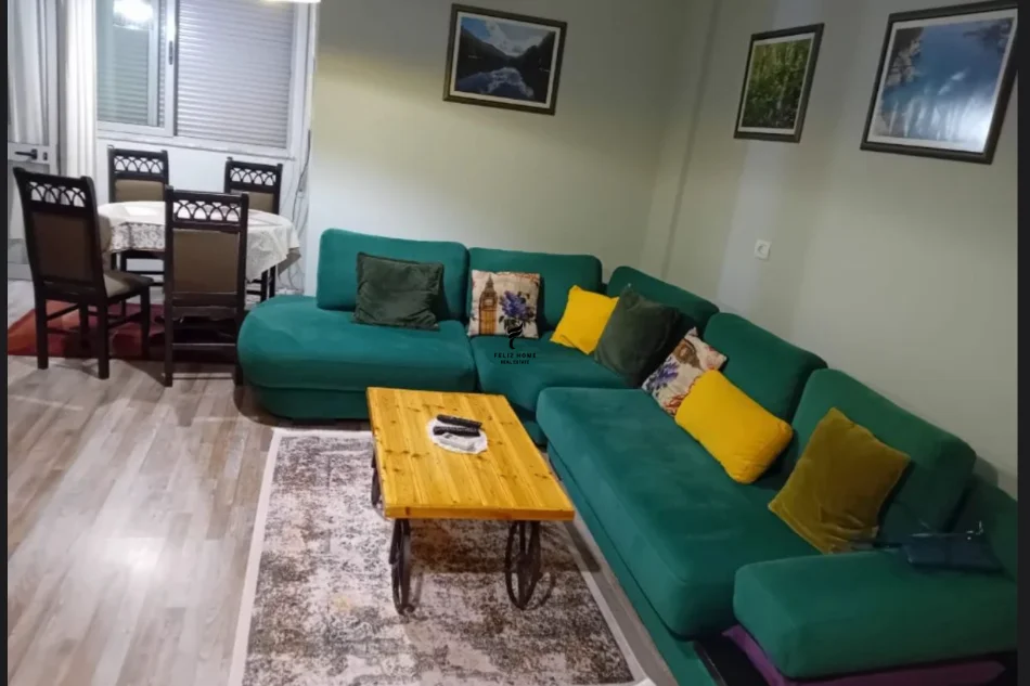Tirane, jepet me qera apartament 1+1 Kati 3, 57 m² 580 € (SELVIA)
