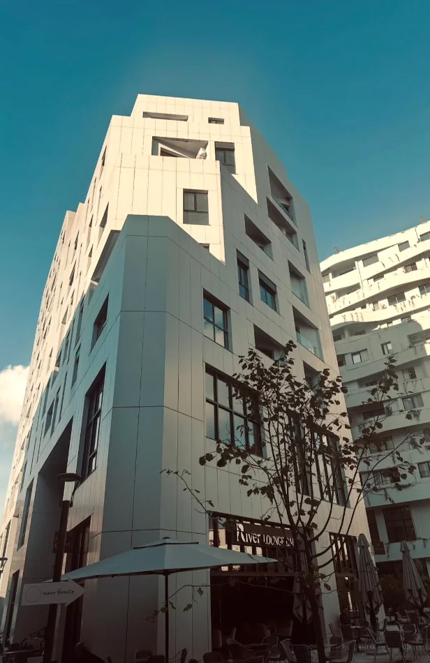 Tirane, shitet apartament 1+1 Kati 4, 58 m² 118.000 € (Vasil Shanto)