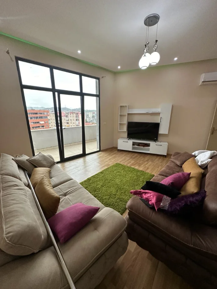 Tirane, Shitet Apartament 2+1+2 Kati 9, 126 m² 210.000 € (Unaza e Re)