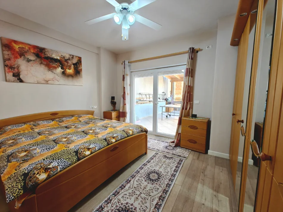 Tirane, shitet apartament+verande | Penthouse 3+1 Kati 5, 246 m² 232.000 € 