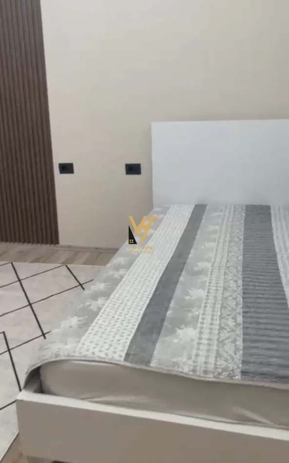 Tirane, jepet me qera apartament 2+1+Ballkon Kati 5, 95 m² 720 € (KODRA E DIELLIT)