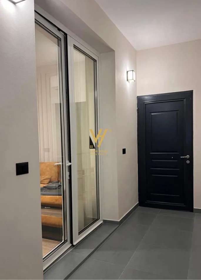 Tirane, jepet me qera apartament 1+1+Ballkon Kati 1, 70 m² 600 € (MINE PEZA)