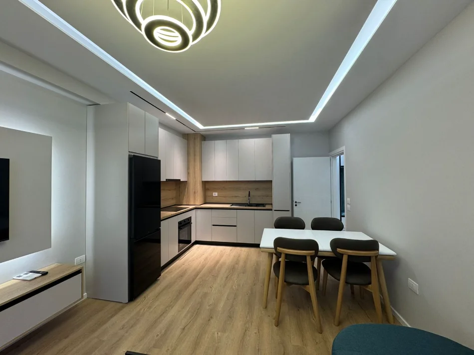 Tirane, jepet me qera apartament 1+1 Kati 3, 75 m² 550 € (Astir, Kompleksi Urban Gate)