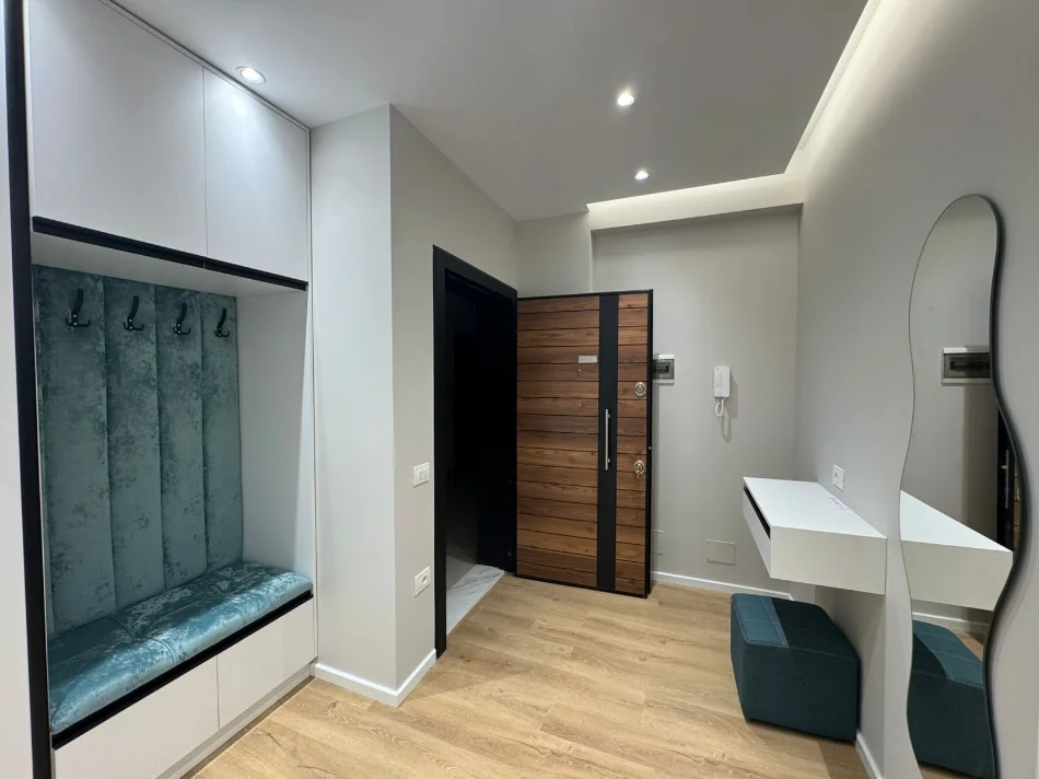 Tirane, jepet me qera apartament 1+1 Kati 3, 75 m² 550 € (Astir, Kompleksi Urban Gate)