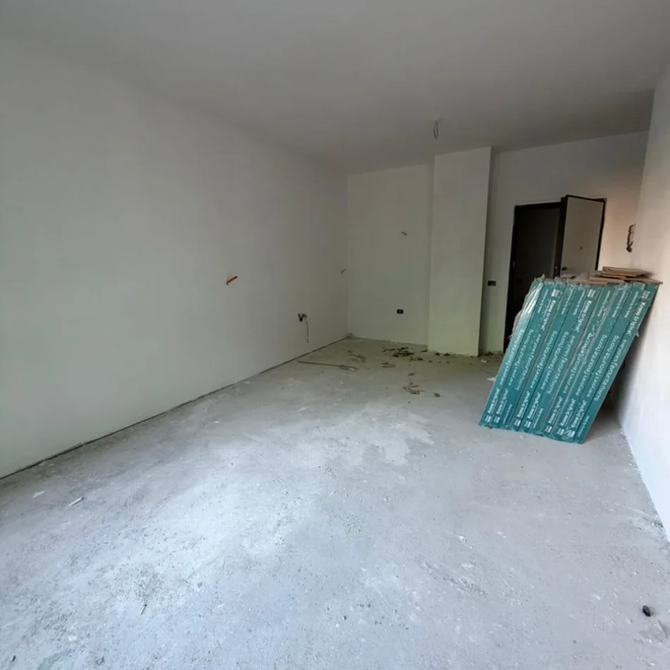 Tirane, shitet apartament 3+1+Aneks+Ballkon , 121 m² 181.350 € (Rruga 5 Maji)