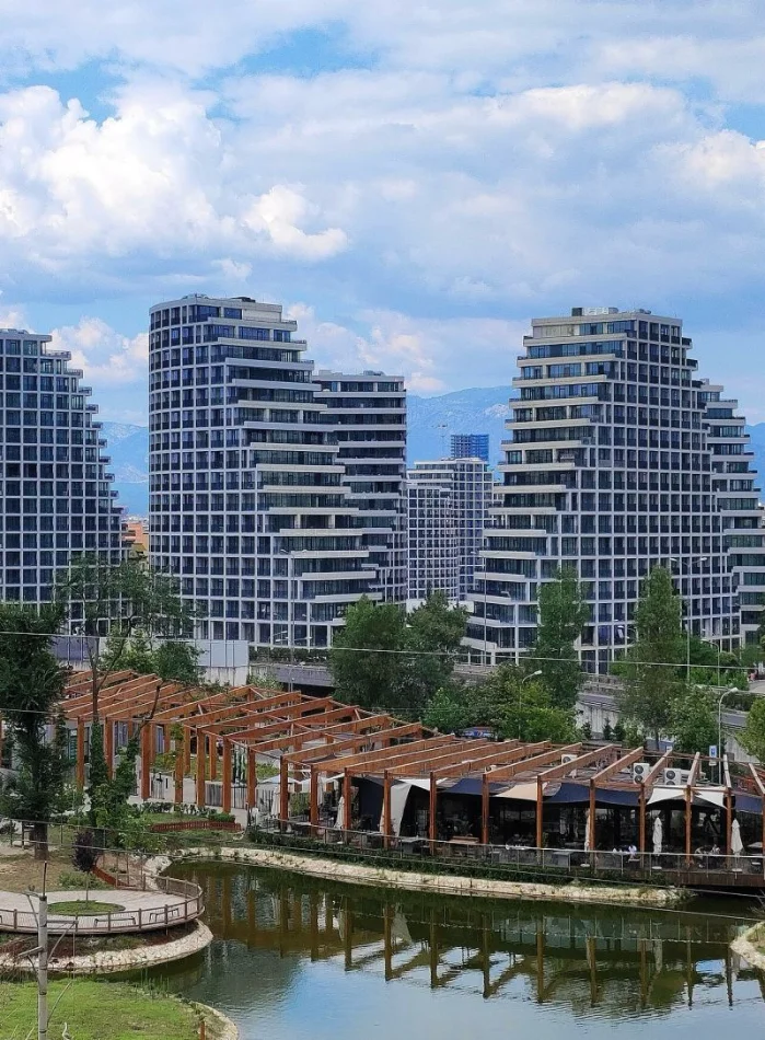 Tirane, shitet apartament 2+1+Ballkon Kati 13, 151 m² 554.300 € (Liqeni Artificial)