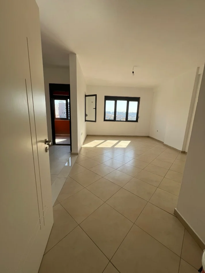 Tirane, shitet apartament 2+1 Kati 4, 102 m² 132.000 € (Casa Italia)