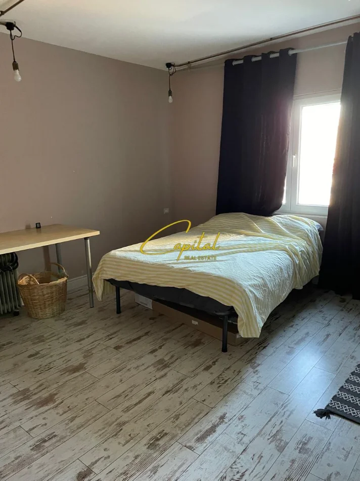 Tirane, jepet me qera apartament 2+1 Kati 4, 100 m² 600 € (ISH TREGU ELEKTRIK)