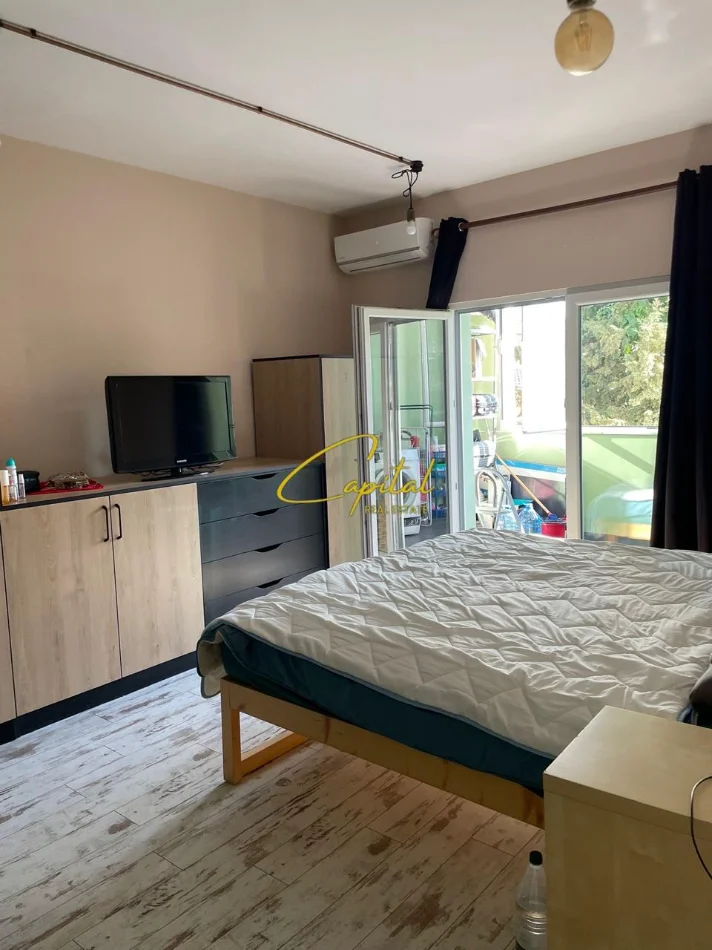 Tirane, jepet me qera apartament 2+1 Kati 4, 100 m² 600 € (ISH TREGU ELEKTRIK)
