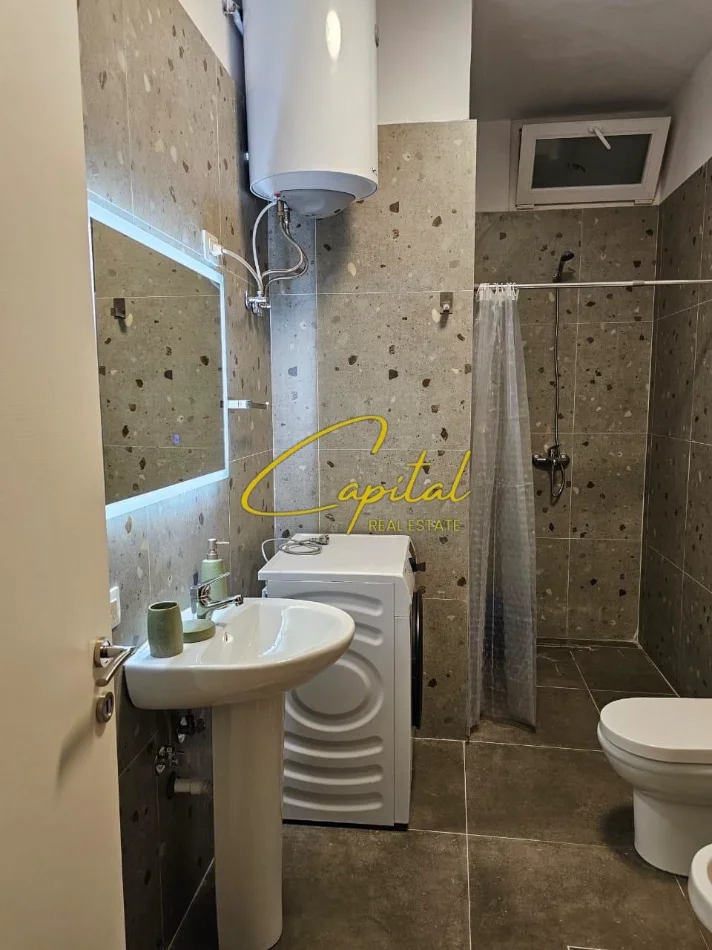 Tirane, jepet me qera apartament 2+1 Kati 6, 100 m² 600 € (5 MAJI)