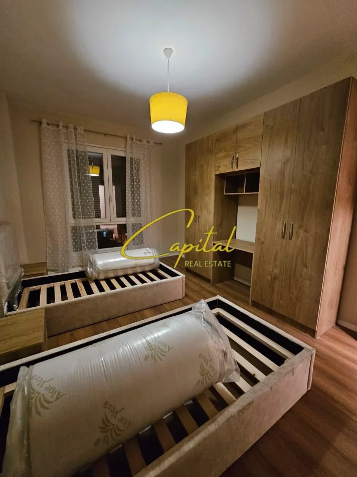 Tirane, jepet me qera apartament 2+1 Kati 6, 100 m² 600 € (5 MAJI)
