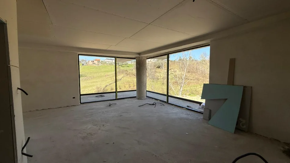 Tirane, shitet Vile 2 Katshe Kati 0, 297 m² 750.000 € (FARKE)