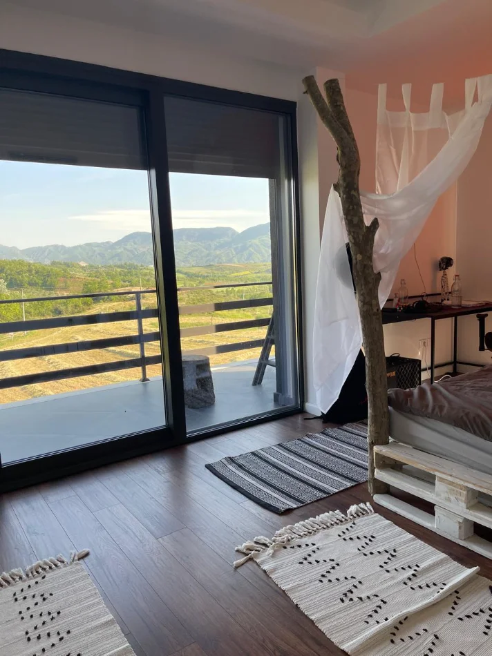 Tirane, shitet Vile 3+1+Ballkon Kati 0, 413 m² 1.200.000 € (TEG)