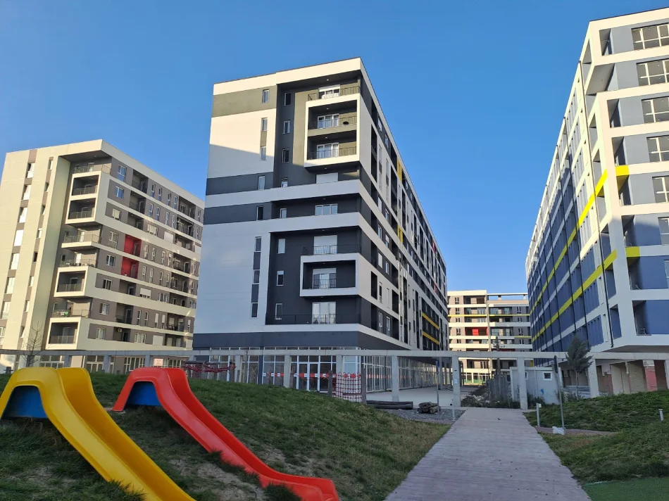 Tirane, shitet Kati 0, 102 m² 190.000 € (UNIVERS CITY)