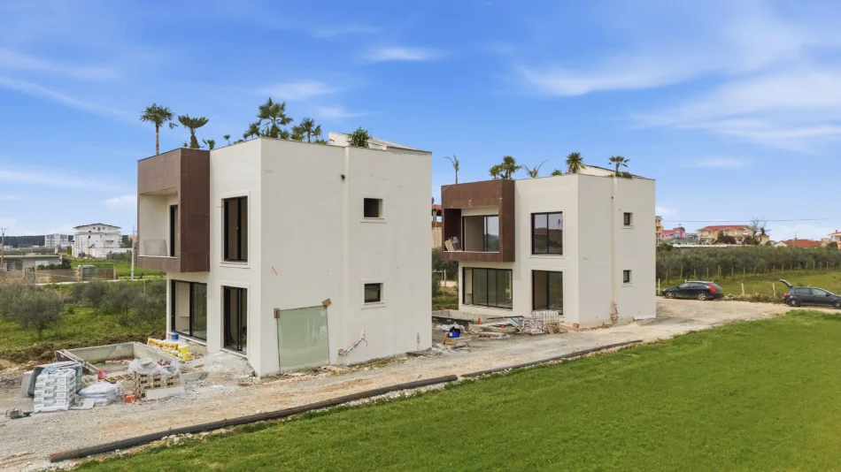 Spille, shitet Vile ne plazh 3+1+Aneks+Ballkon Kati 2, 350 m² 310.000 € (Spille,Kavaje)