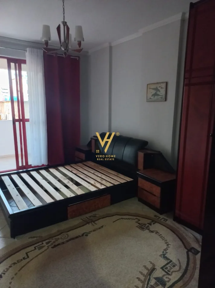 Tirane, jepet me qera apartament 1+1+Ballkon Kati 4, 70 m² 520 € (IRFAN TOMINI)