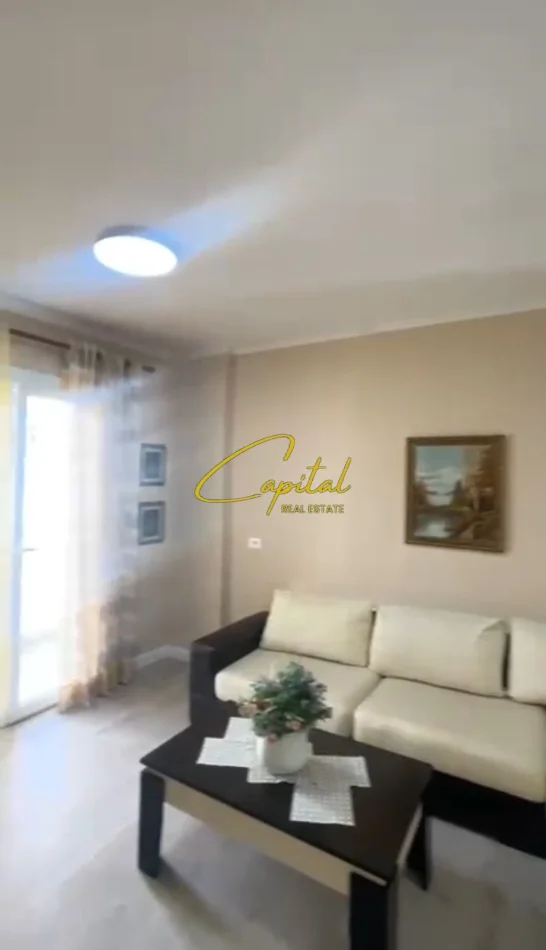 Tirane, jepet me qera apartament 1+1 Kati 4, 60 m² 500 € (5 MAJI)