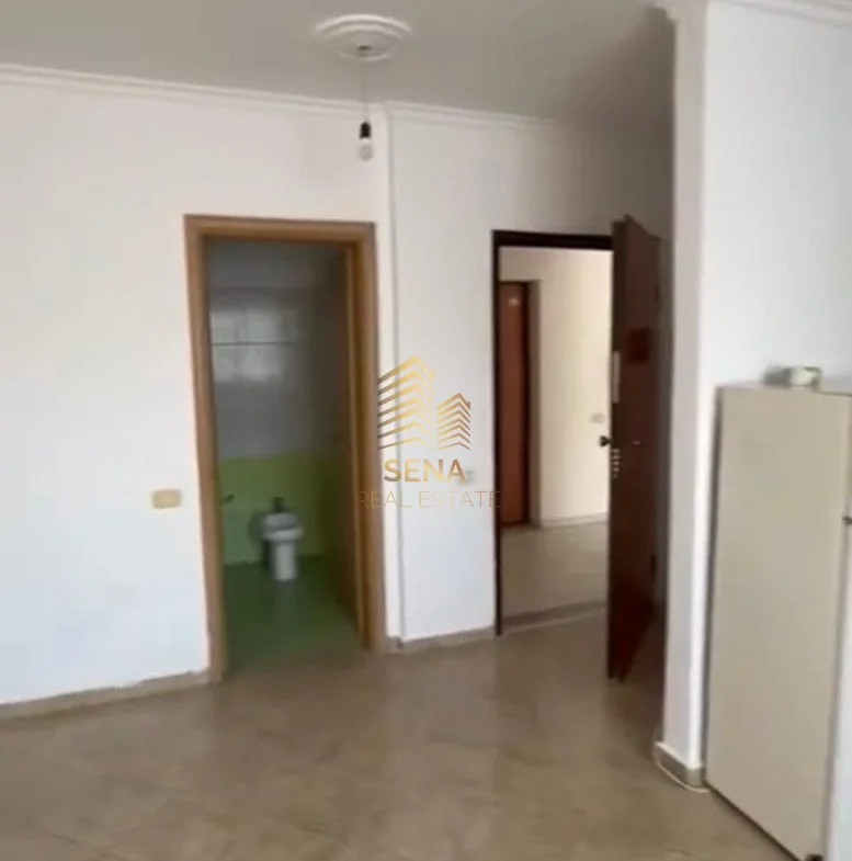 Tirane, jepet me qera apartament 2+1+Ballkon Kati 6, 100 m² 450 € (Don Bosko)