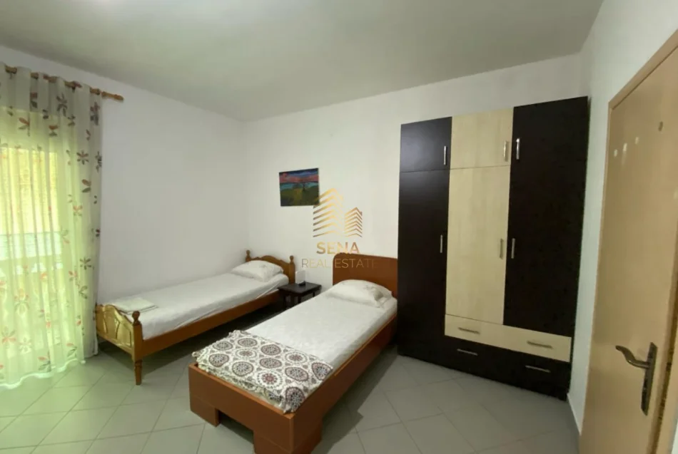 Tirane, jepet me qera apartament 1+1 Kati 3, 35 m² 350 € (Rruga e Durresit)