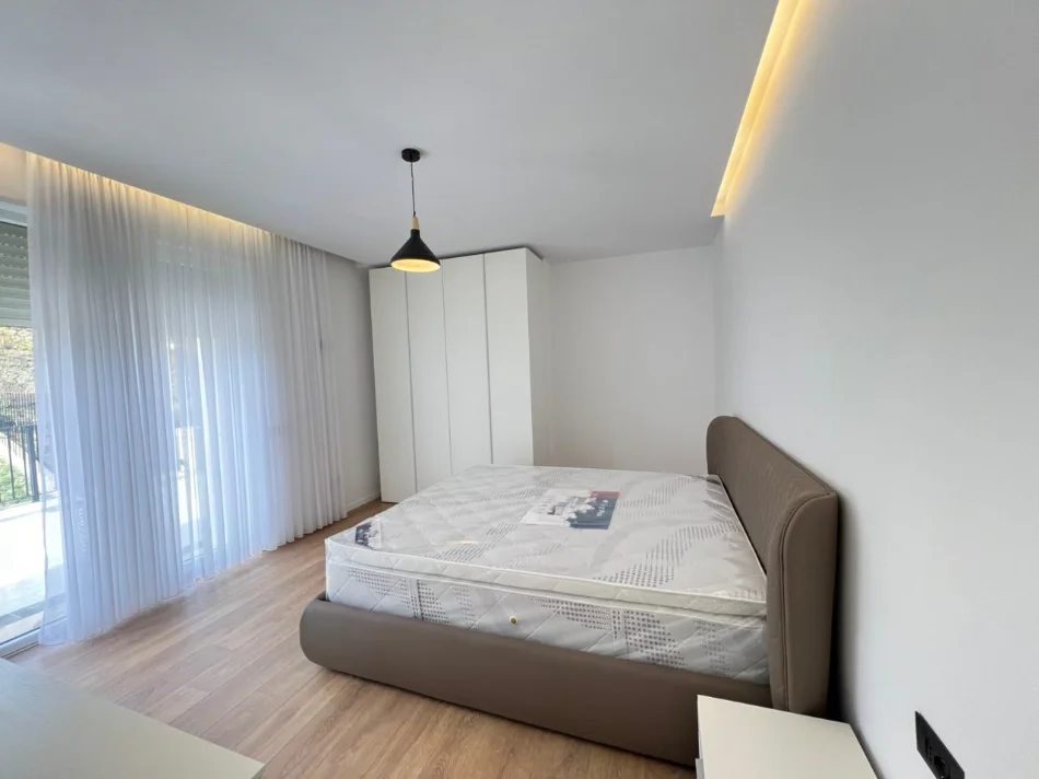 Tirane, shitet Vile 3 Katshe Kati 0, 517 m² 695.000 € (TEG)