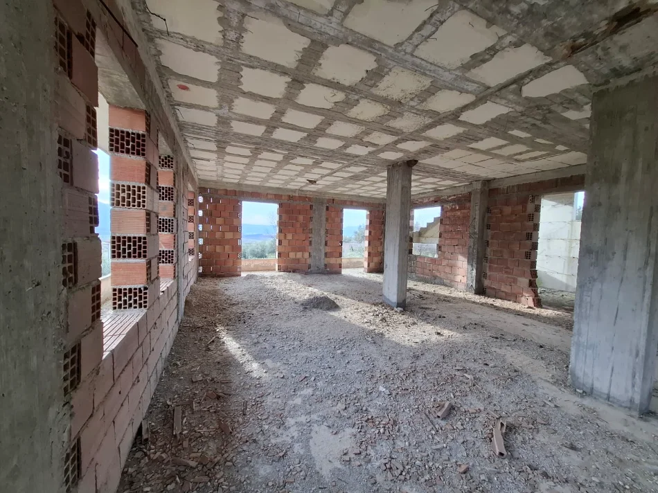 Vlore, shitet 2 Katshe Kati 2, 333 m² 100.000 € (Tragjas, Vlore)