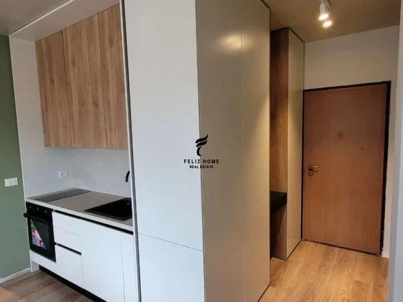 Tirane, jepet me qera apartament 1+1+Ballkon Kati 7, 75 m² 550 € (ASTIR)