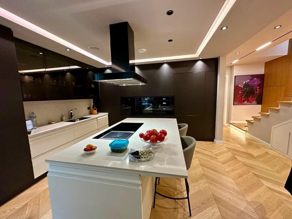 Tirane, shitet apartament 3 Katshe , 300 m² 1.000.000 € Mandarin Residence TEG