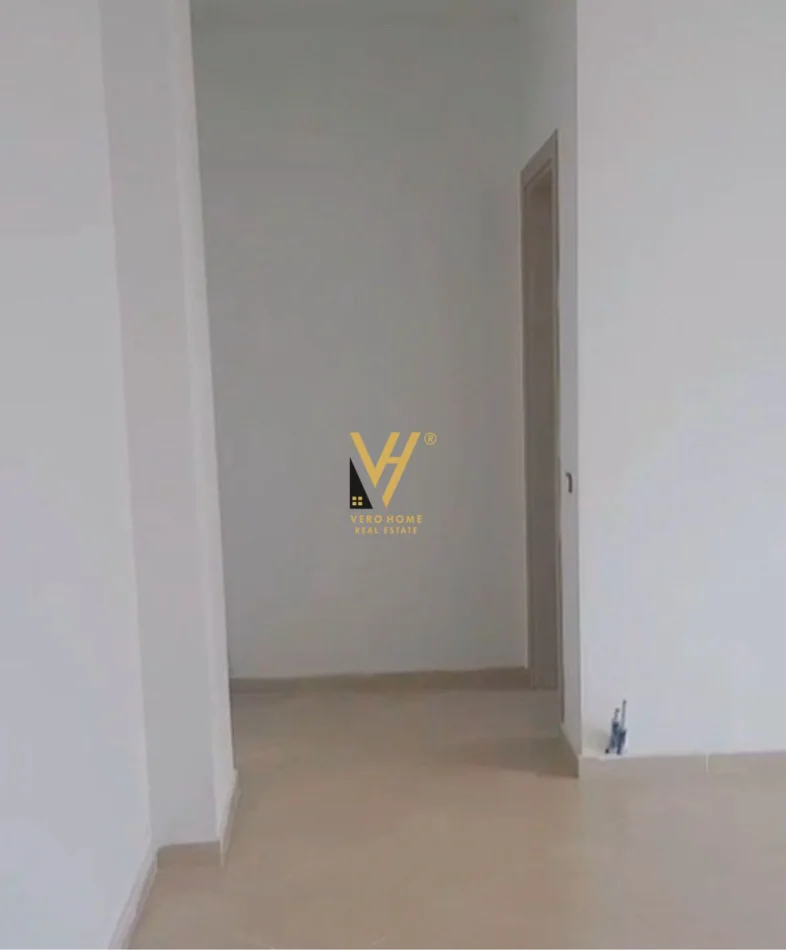 Tirane, shitet apartament 2+1+Ballkon Kati 2, 85 m² 130.000 € (FRESKU)