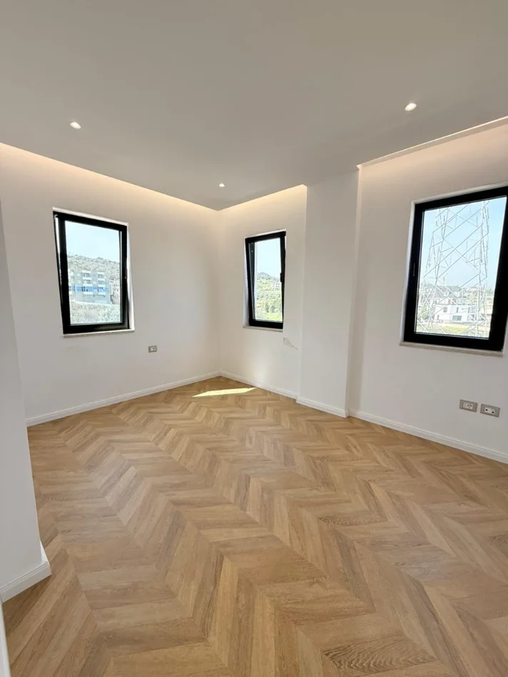 Tirane, shitet Vile 3 Katshe , 981 m² 980.000 € 