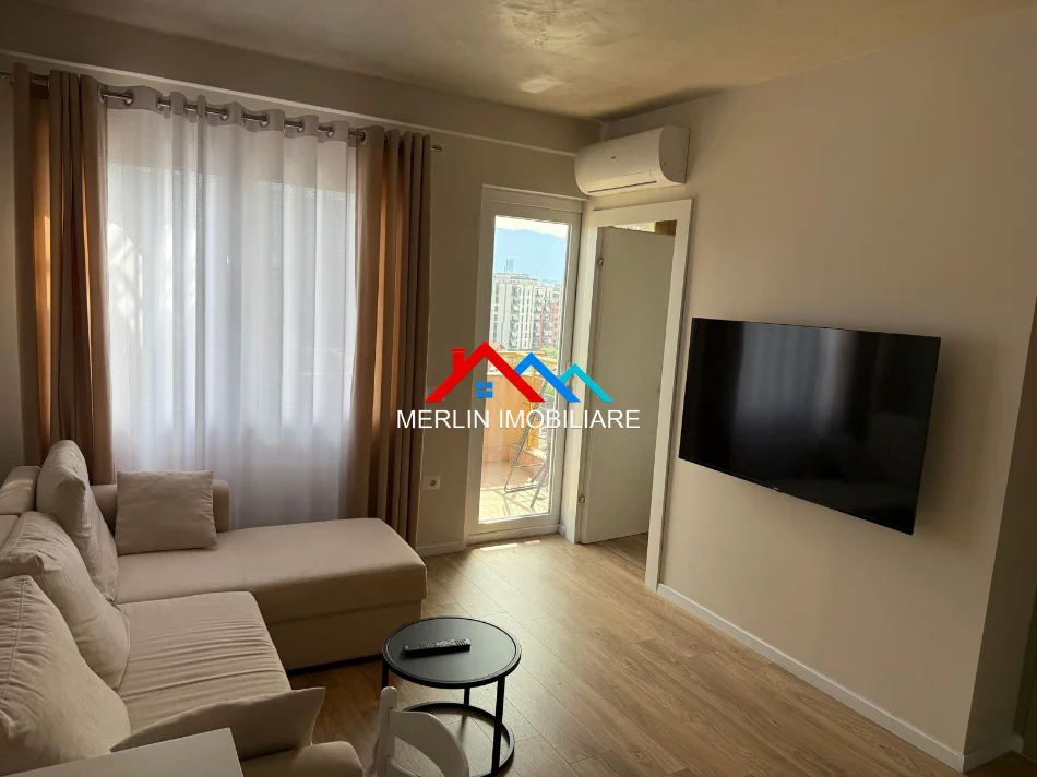 Tirane, jepet me qera apartament 1+1+Ballkon Kati 1, 50 m² 573 € (RRUGA JATA,ASTIR)