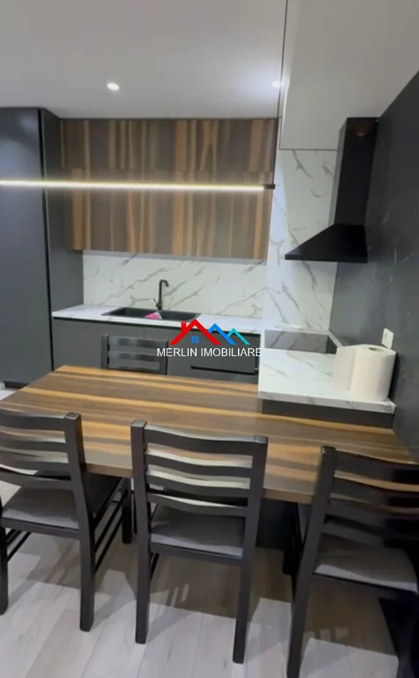 Tirane, jepet me qera apartament 1+1+Ballkon Kati 7, 75 m² 625 € (RRUGA JATA,ASTIR)